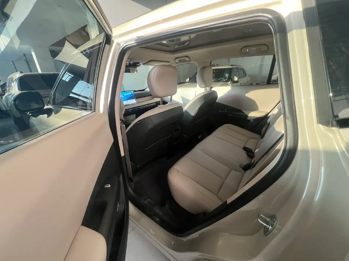 2025 DongFeng Nammi 06 BEV,autocango,china used car exporter,china ev exporter,chinese used car exporter,chinese used ev exporter