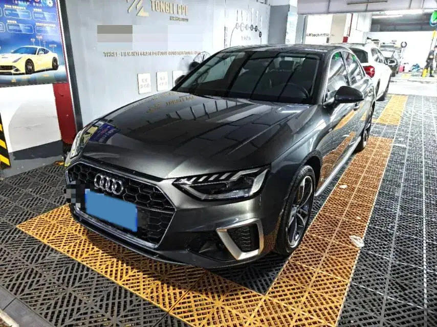 2024 Audi A4L 2.0T 190HP L4 7DCT