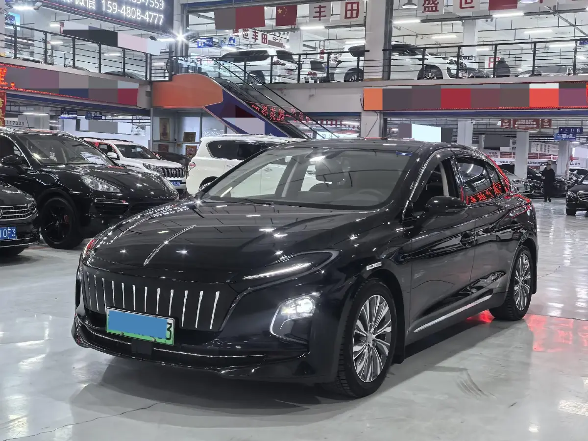 2024 HongQi E-QM5 BEV 72KWH