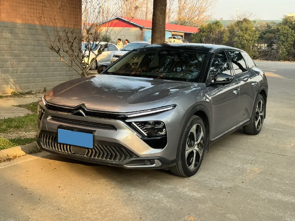 2022 Citroen C5 X 1.6T 175HP L4 8AT