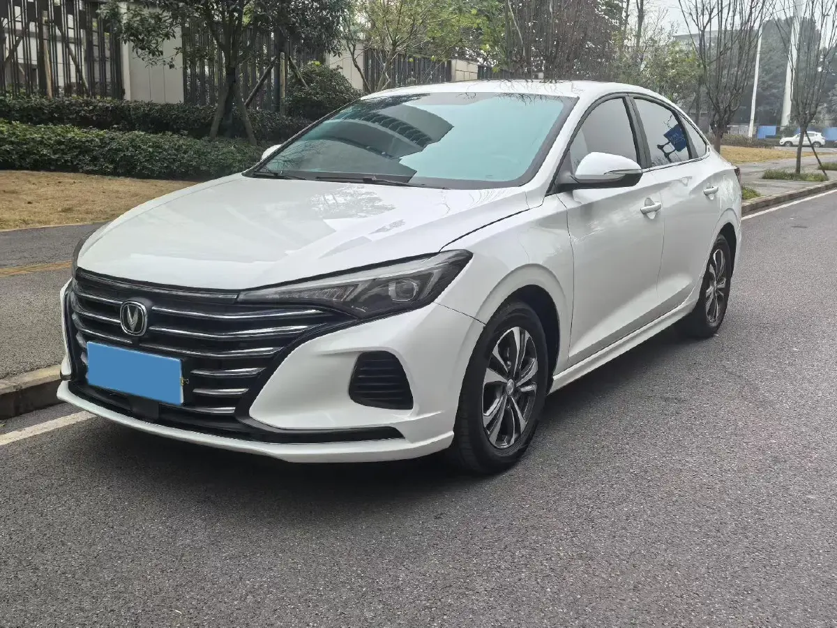 2022 ChangAn Eado 1.6L 128HP L4 CVT