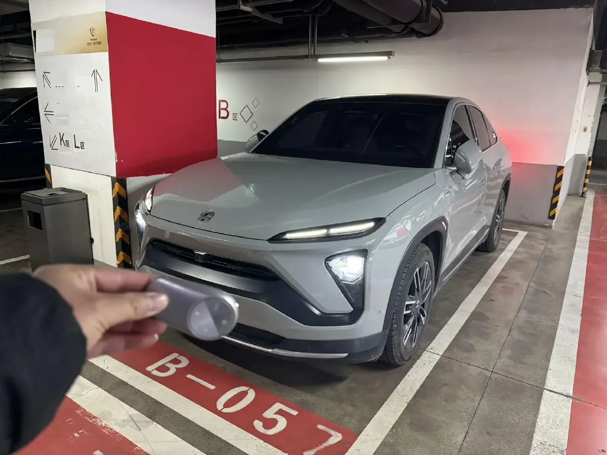 2020 NIO ES6 BEV 100KWH