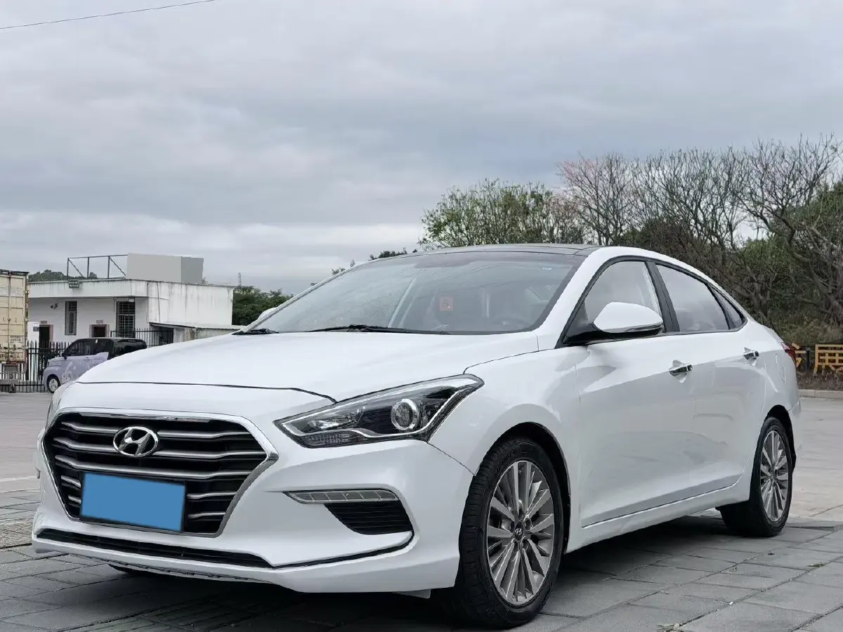 2019 Hyundai Mistra 1.8L 143HP L4 6AT