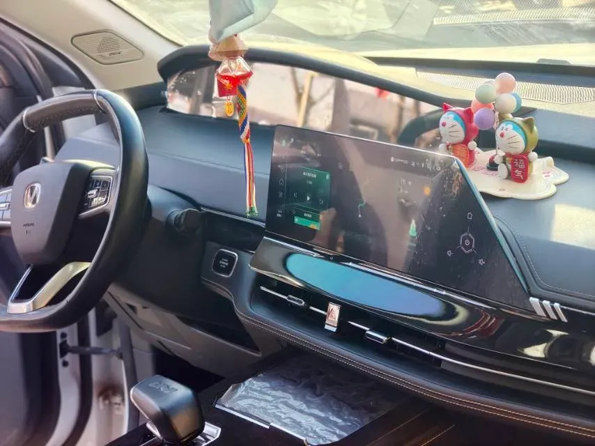 2023 ChangAn UNI-K 2.0T 233HP L4 8AT,autocango,china used car exporter,china ev exporter,chinese used car exporter,chinese used ev exporter