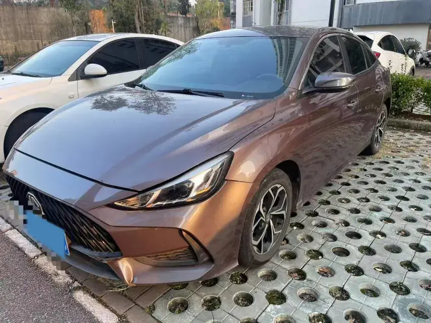 2021 MG 5 1.5L 120HP L4 CVT