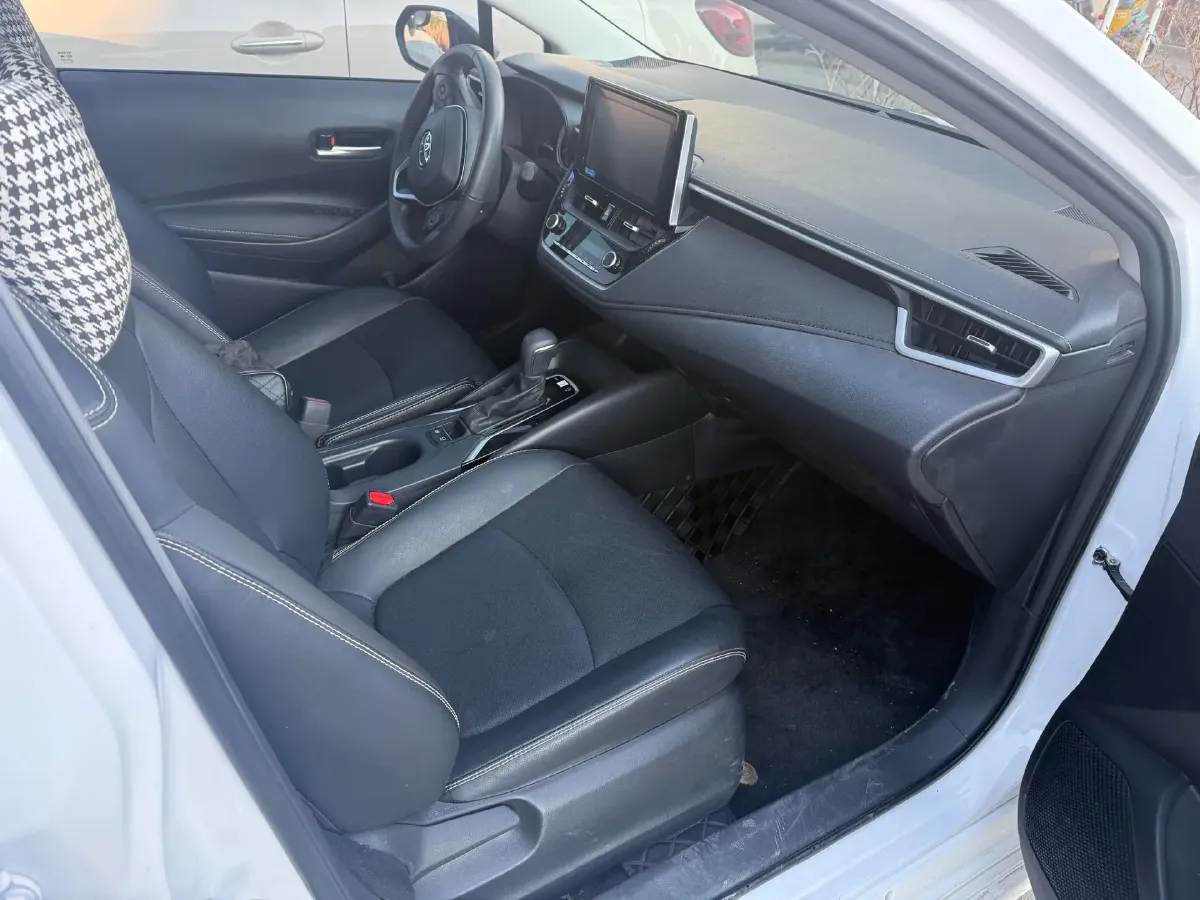 2021 Toyota Corolla 1.2T 116HP L4 CVT,autocango,china used car exporter,china ev exporter,chinese used car exporter,chinese used ev exporter