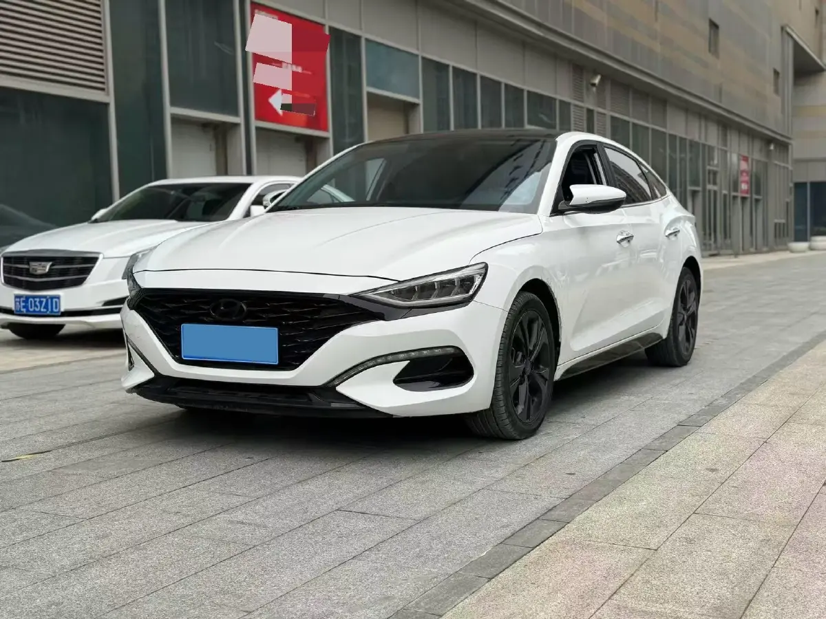 2021 Hyundai La Festa 1.6T 204HP L4 7DCT
