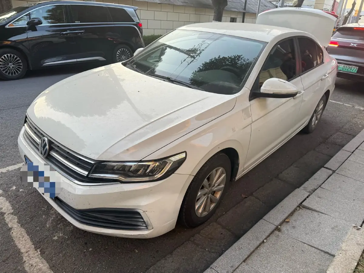 2020 Volkswagen Bora 1.5L 113HP L4 5MT
