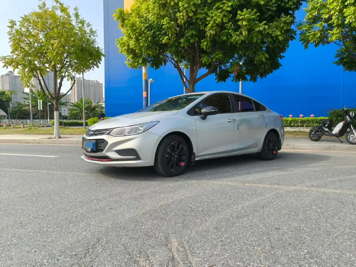 2018 Chevrolet Cruze 1.5L 114HP L4 6AT