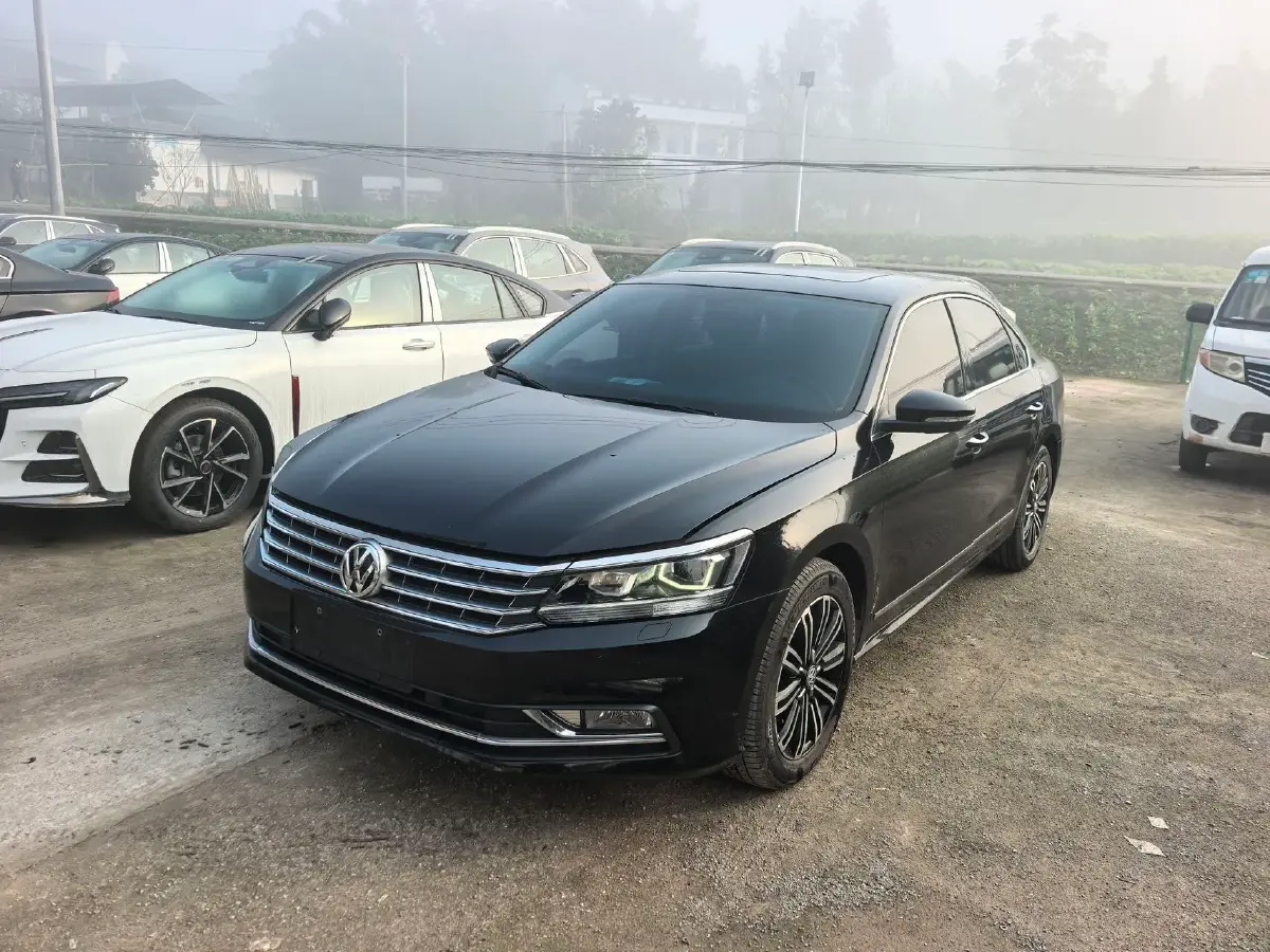 2017 Volkswagen Passat 1.8T 180HP L4 7DCT