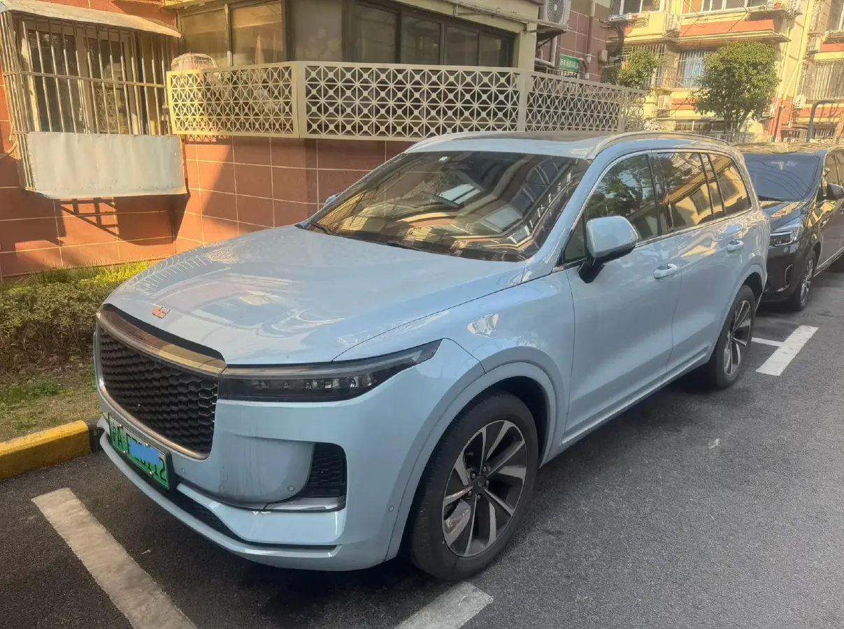 2021 Li ONE Range Extended 131HP REEV 40.5KWH