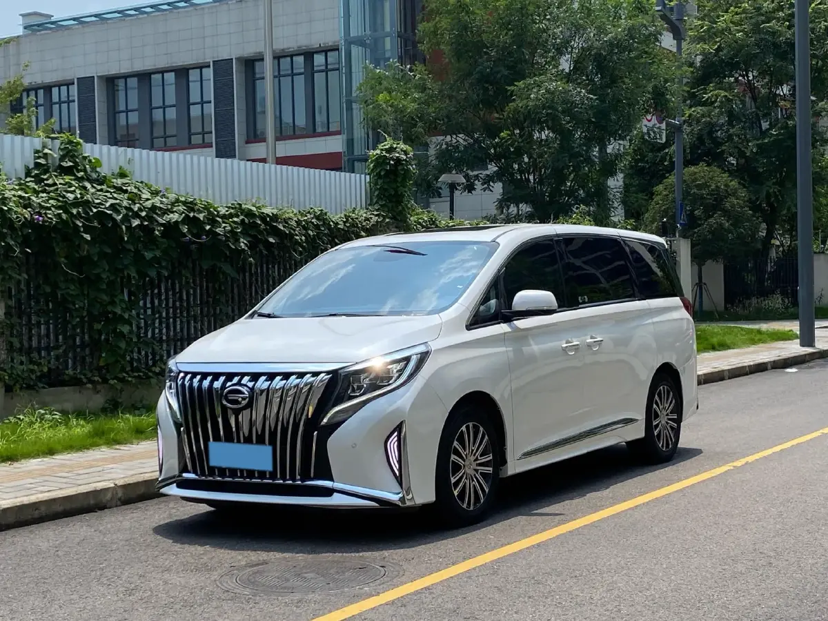 2021 GAC Trumpchi M8 2.0T 252HP L4 8AT