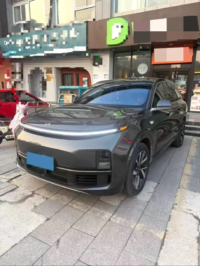 2023 Li L8 Range Extended 154HP REEV 40.9KWH