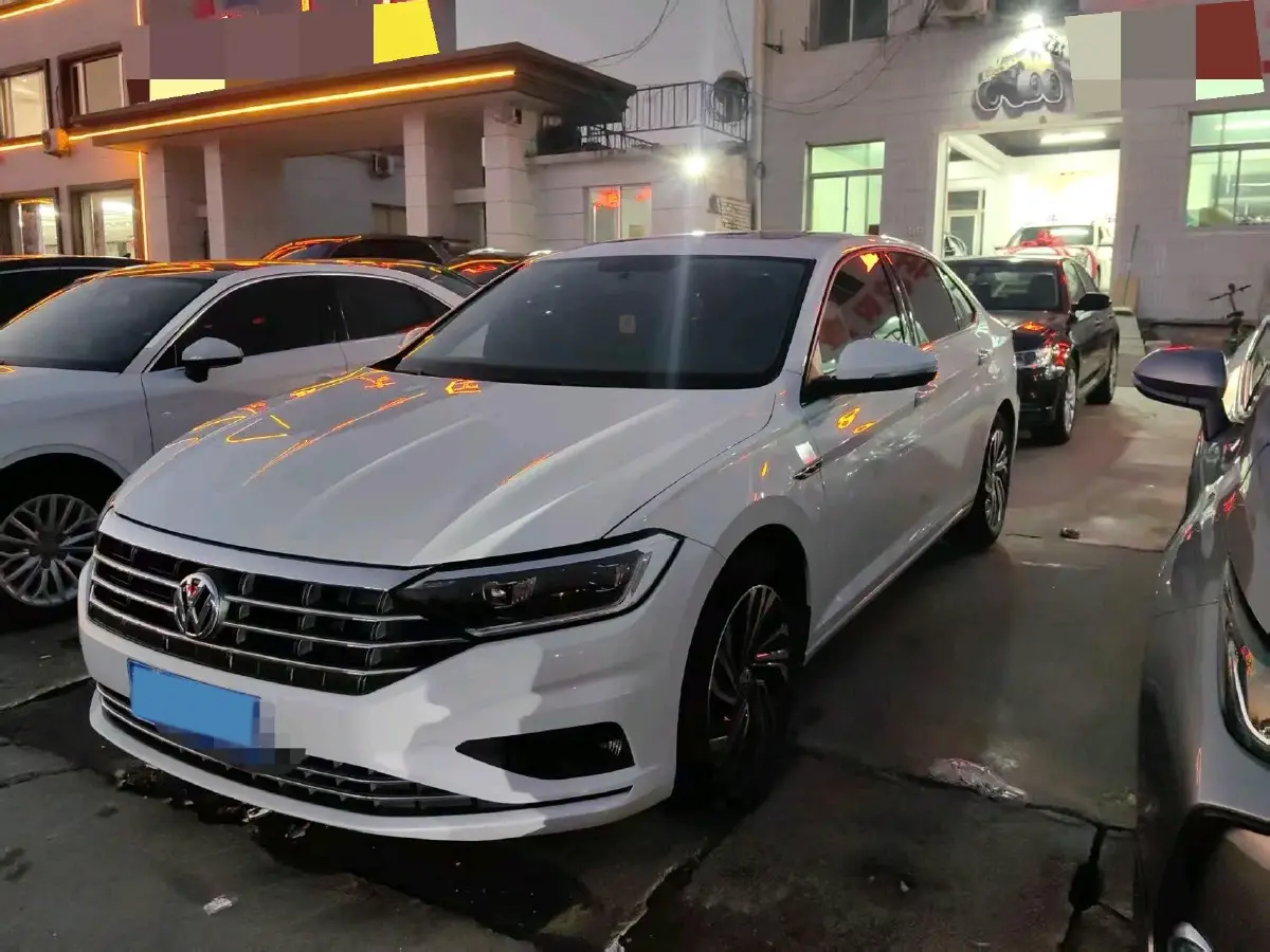 2021 Volkswagen Sagitar 1.4T 150HP L4 7DCT