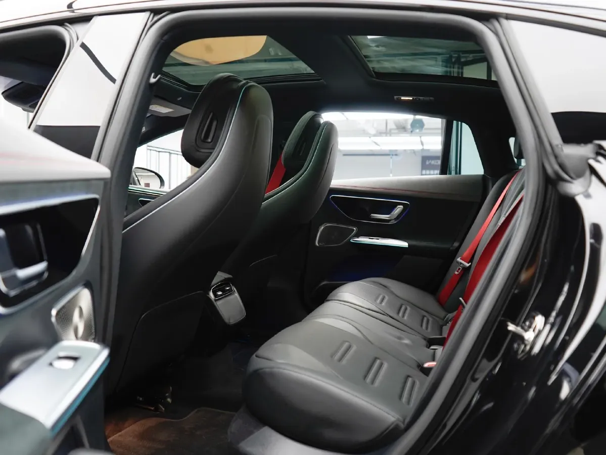 2023 Mercedes-Benz EQE AMG BEV 96.1KWH,autocango,china used car exporter,china ev exporter,chinese used car exporter,chinese used ev exporter