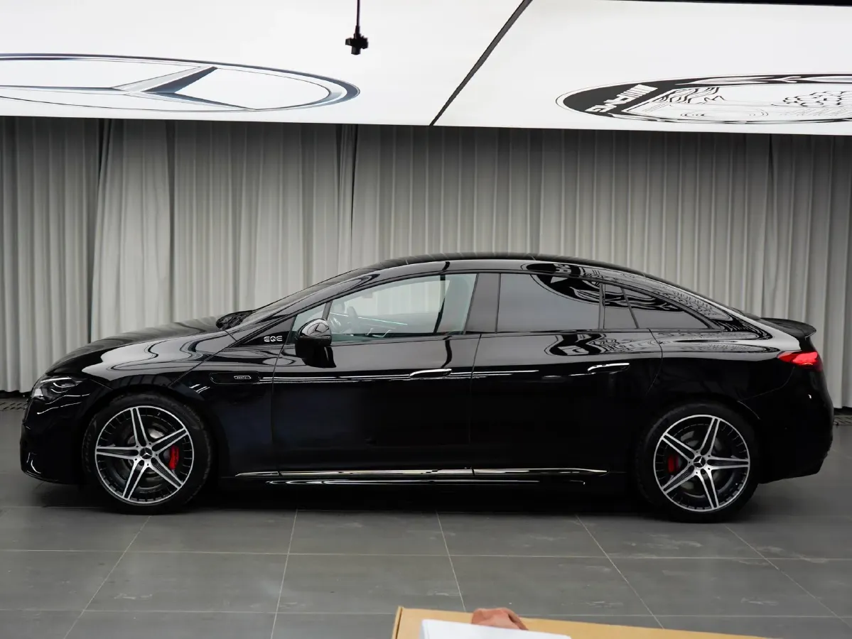 2023 Mercedes-Benz EQE AMG BEV 96.1KWH,autocango,china used car exporter,china ev exporter,chinese used car exporter,chinese used ev exporter