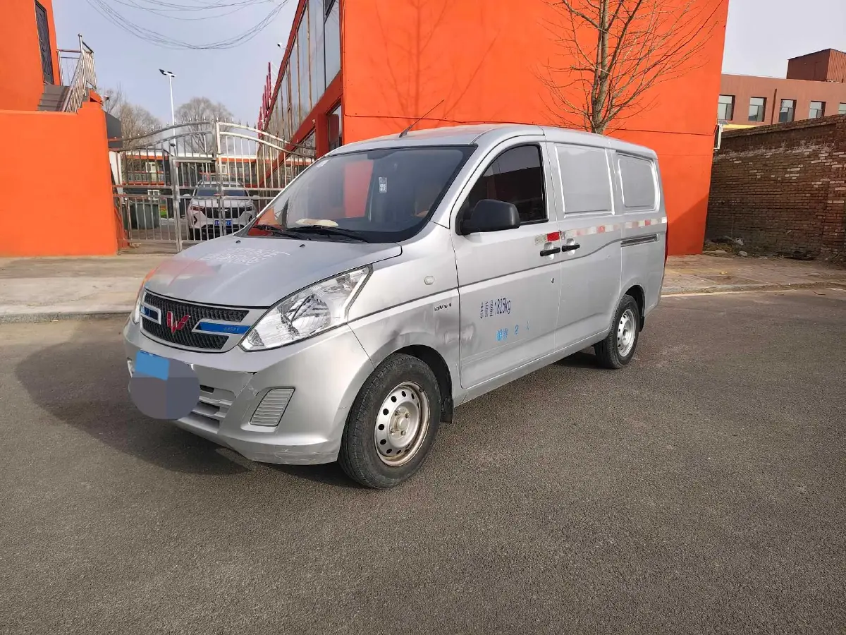 2016 BaoJun 310 1.2L 82HP L4 5MT