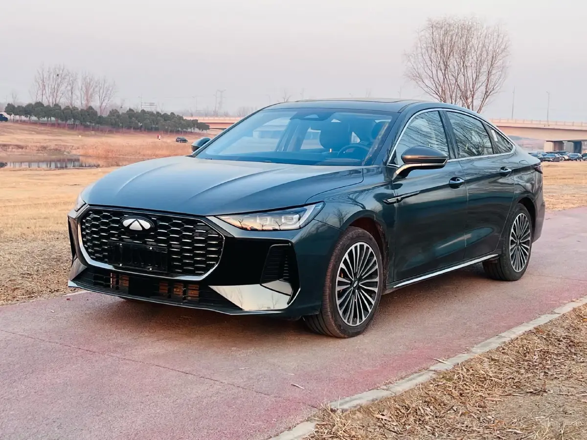 2025 Fulwin FulwinA8L 1.5T 156HP L4 1DHT PHEV 18.67KWH