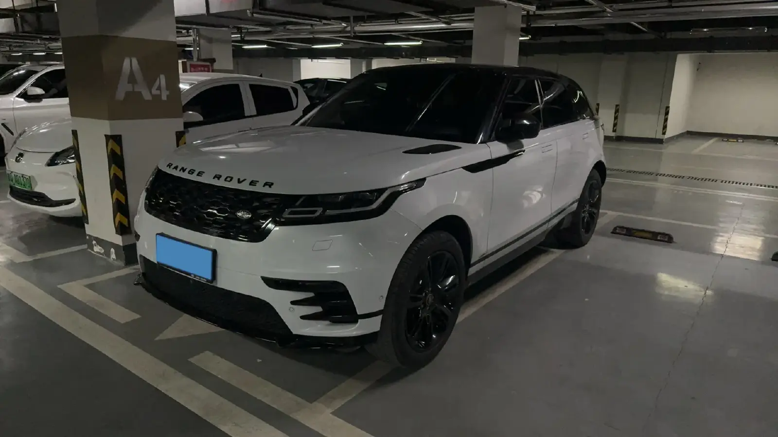2021 Land Rover Range Rover Velar 2.0T 250HP L4 8AT