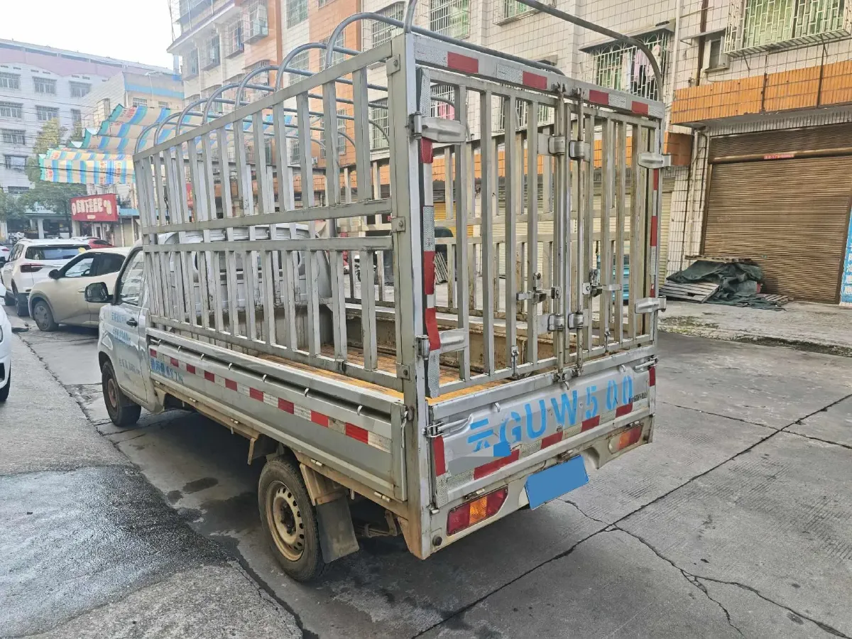 2017 Zotye T300 1.5L 112HP L4 5MT,autocango,china used car exporter,china ev exporter,chinese used car exporter,chinese used ev exporter