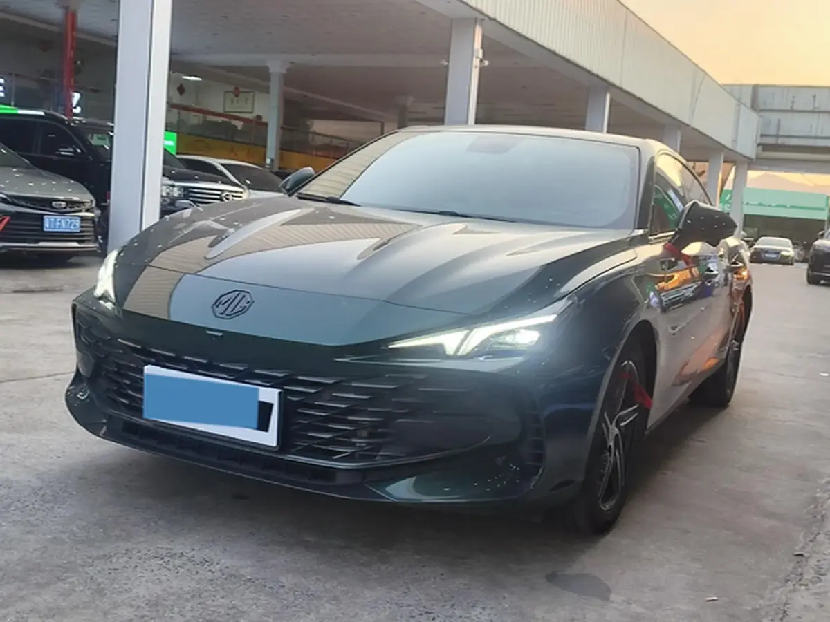 2025 MG 7 1.5T 188HP L4 7DCT