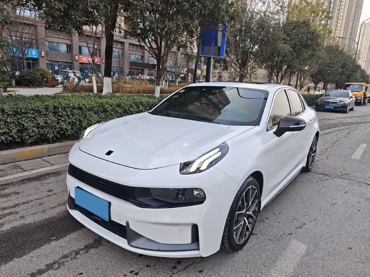 2018 Toyota C-HR 2.0L 171HP L4 CVT