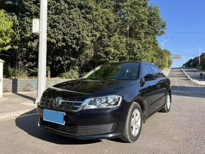 2013 Volkswagen Lavida 1.6L 110HP L4 6AT