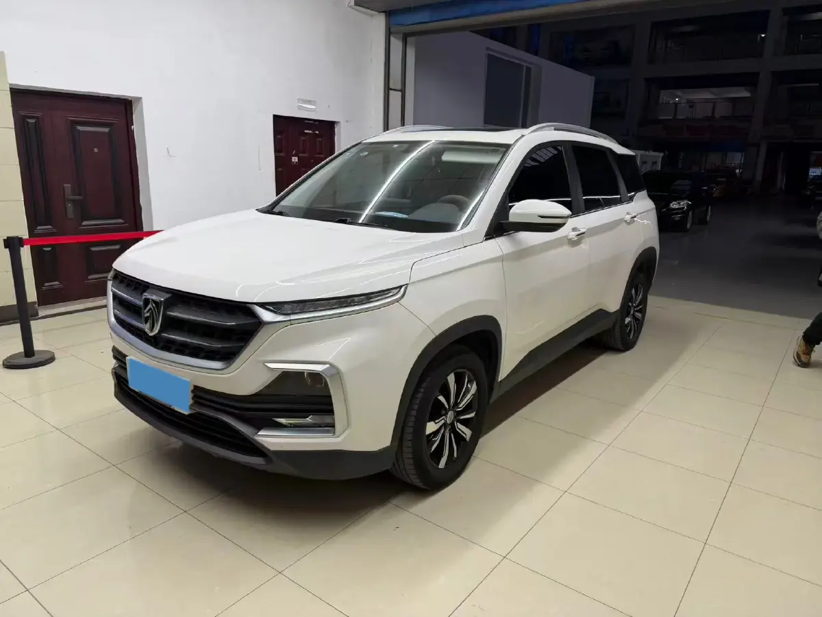 2019 BaoJun 530 1.5T 151HP L4 CVT
