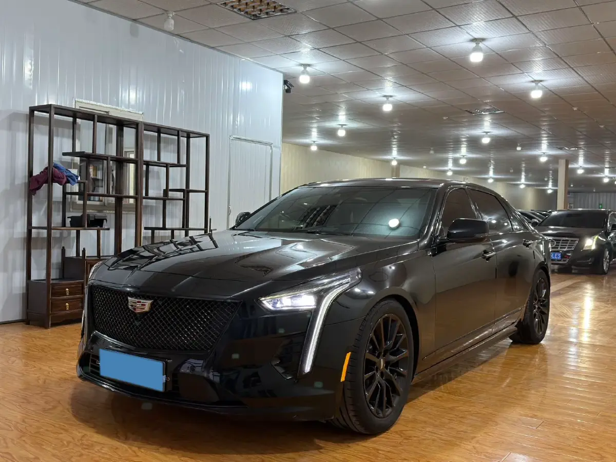 2019 Cadillac CT6 2.0T 241HP L4 10AT