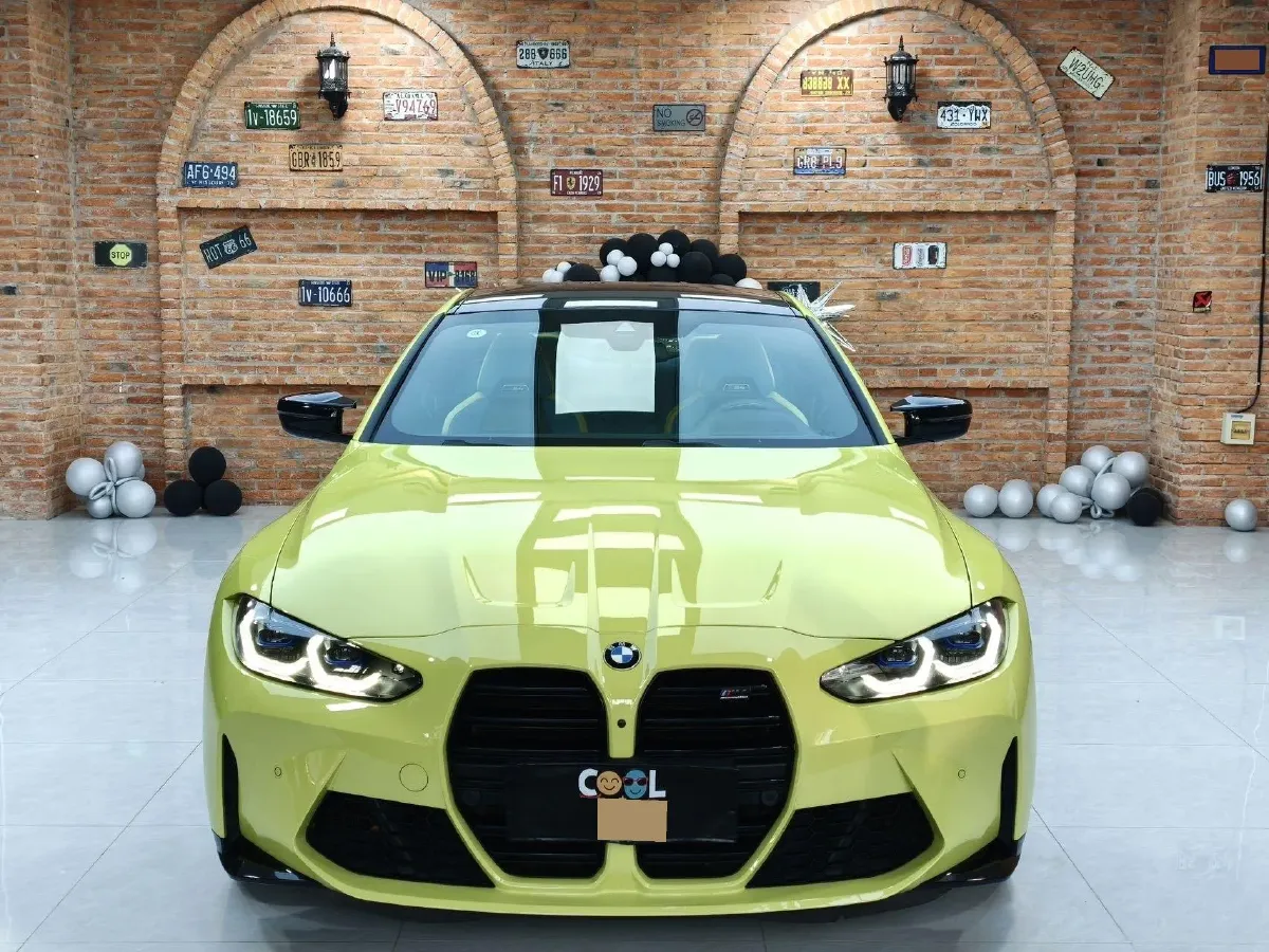 2021 BMW M4 3.0T 510HP L6 8AT,autocango,china used car exporter,china ev exporter,chinese used car exporter,chinese used ev exporter