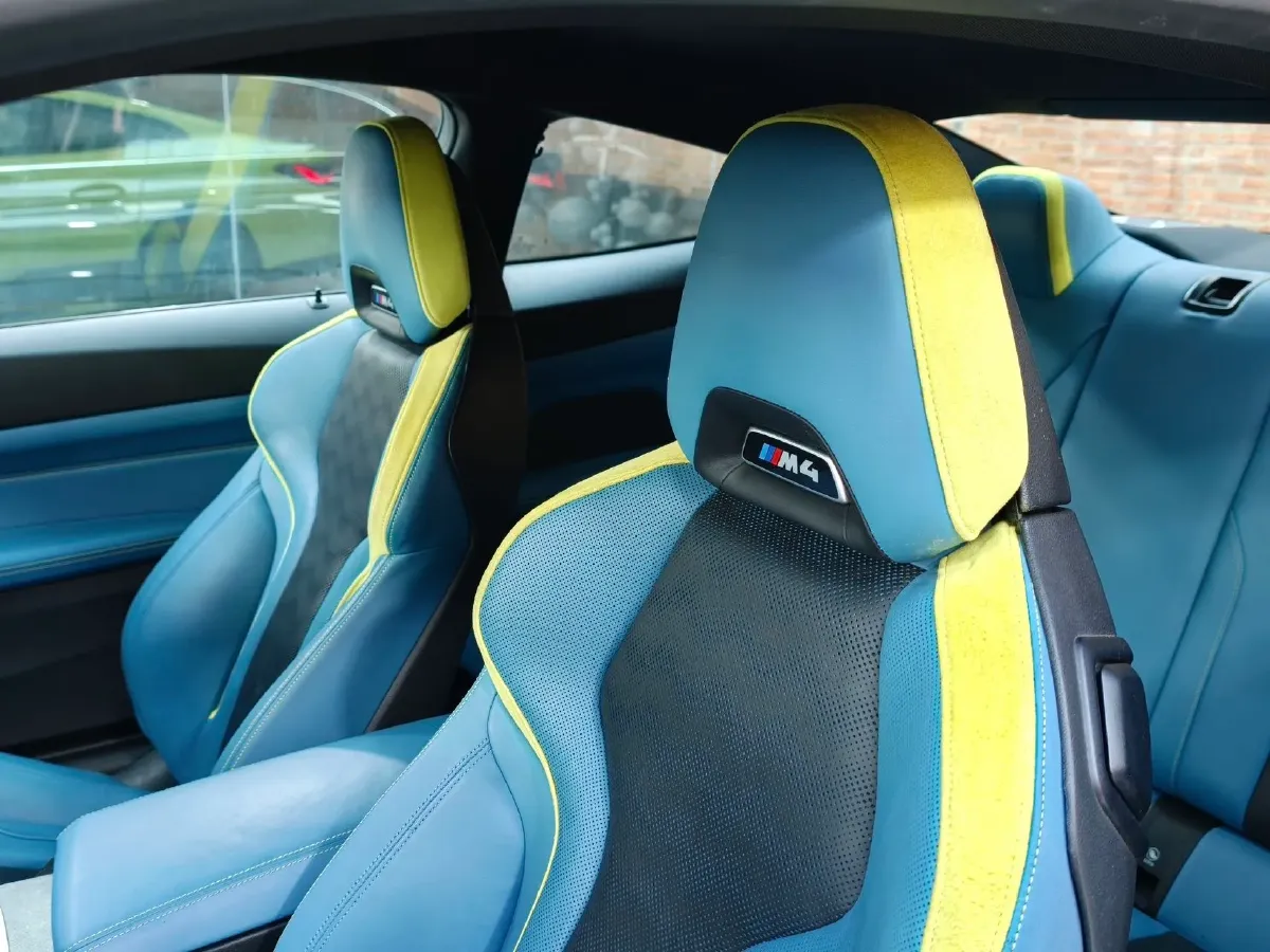 2021 BMW M4 3.0T 510HP L6 8AT,autocango,china used car exporter,china ev exporter,chinese used car exporter,chinese used ev exporter