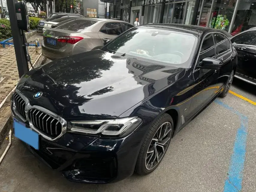 2021 BMW 5 Series 2.0T 252HP L4 8AT