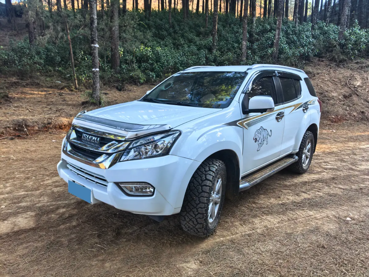 2017 Isuzu Mu-X 3.0T 177HP L4 5AT