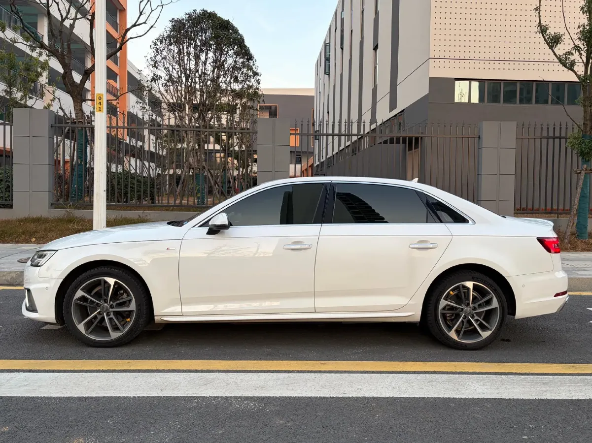 2019 Lexus UX 2.0L 146HP L4 E-CVT Hybrid,autocango,china used car exporter,china ev exporter,chinese used car exporter,chinese used ev exporter