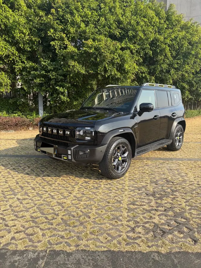 2023 Jetour Traveller 2.0T 254HP L4 7DCT