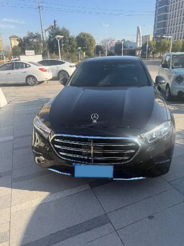2025 Mercedes-Benz E Class 2.0T 258HP L4 9AT,autocango,china used car exporter,china ev exporter,chinese used car exporter,chinese used ev exporter