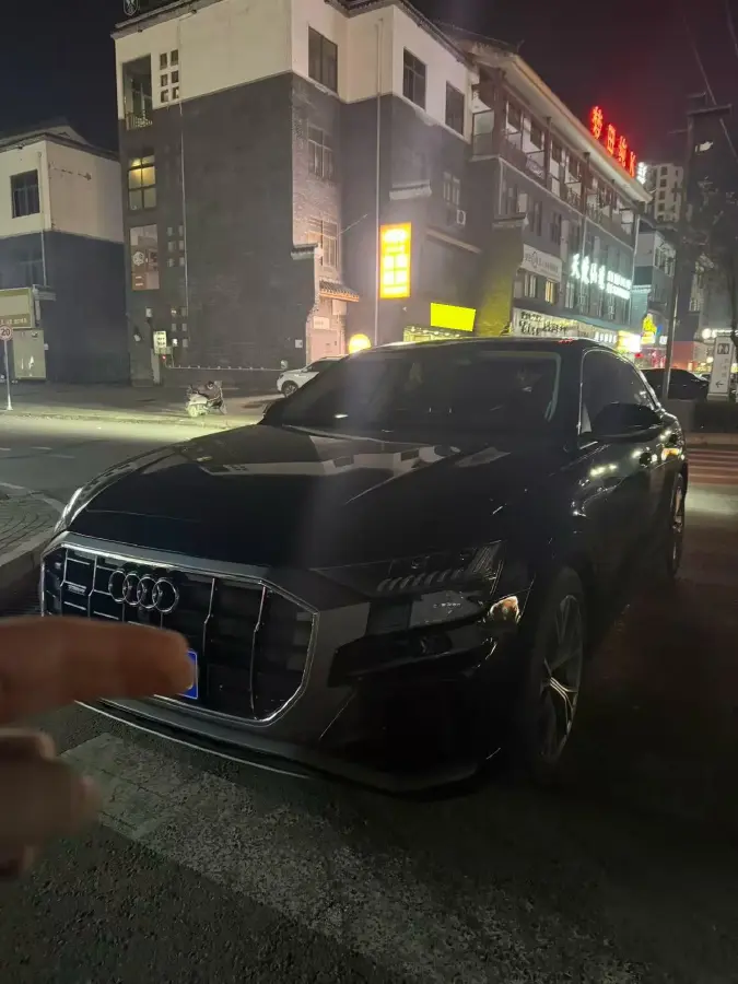 2022 Audi Q8 3.0T 340HP V6 8AT