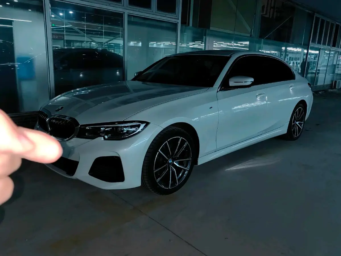 2022 BMW 3 Series 2.0T 156HP L4 8AT