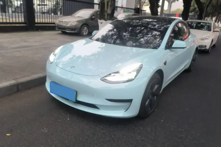 2022 Tesla Model 3 BEV 60KWH