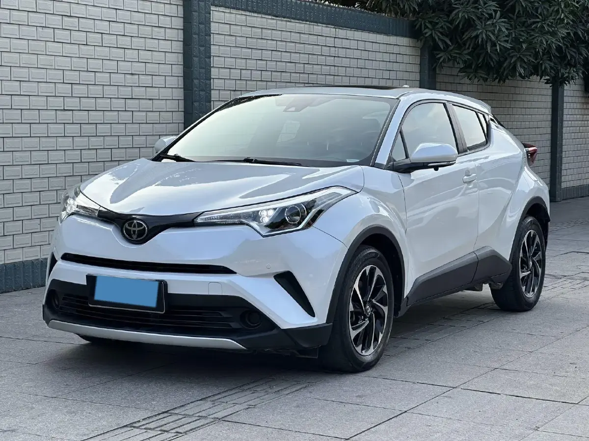 2021 Toyota Izoa 2.0L 171HP L4 CVT
