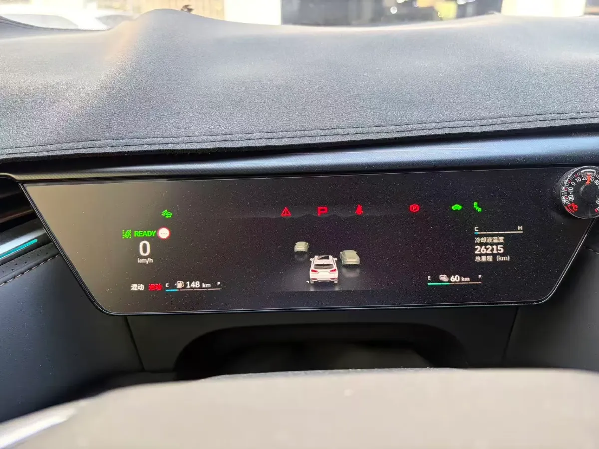 2022 WEY Latte 1.5T 156HP L4 2DHT PHEV 34KWH,autocango,china used car exporter,china ev exporter,chinese used car exporter,chinese used ev exporter