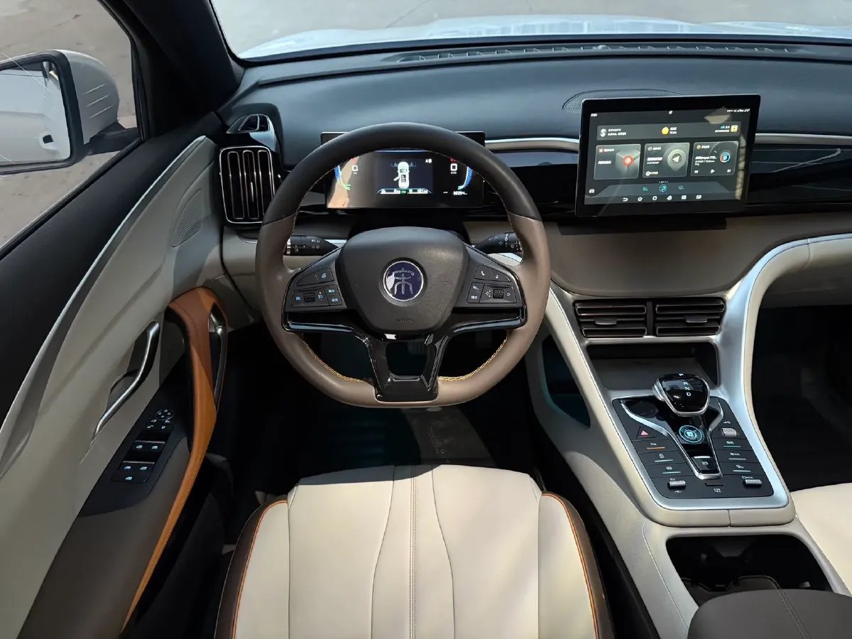 2022 Ruichi Auto EC35 BEV 82HP BEV 36.288KWH,autocango,china used car exporter,china ev exporter,chinese used car exporter,chinese used ev exporter