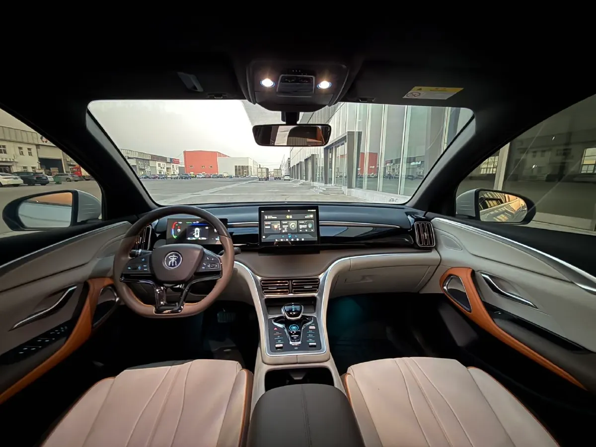 2022 Ruichi Auto EC35 BEV 82HP BEV 36.288KWH,autocango,china used car exporter,china ev exporter,chinese used car exporter,chinese used ev exporter