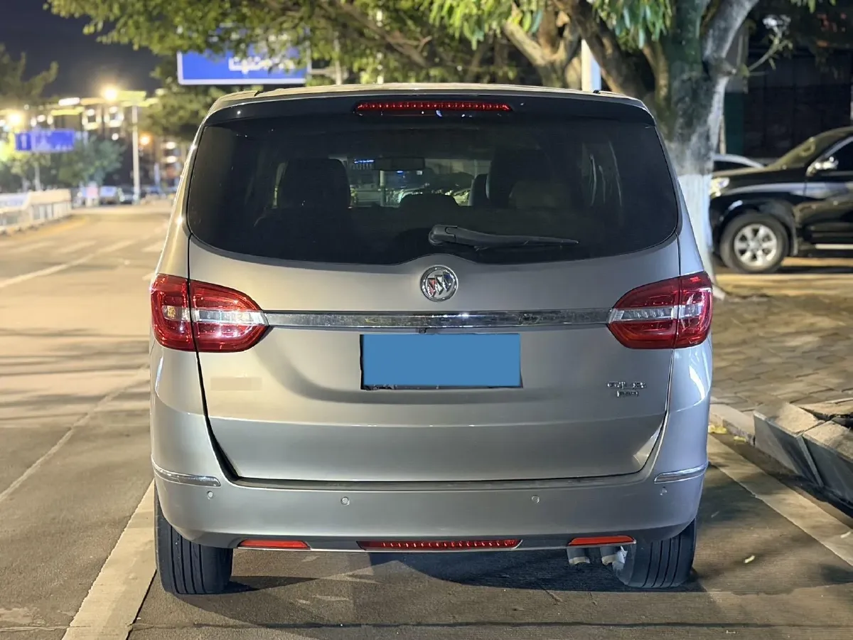 2018 Buick GL8 2.0T 260HP L4 6AT,autocango,china used car exporter,china ev exporter,chinese used car exporter,chinese used ev exporter