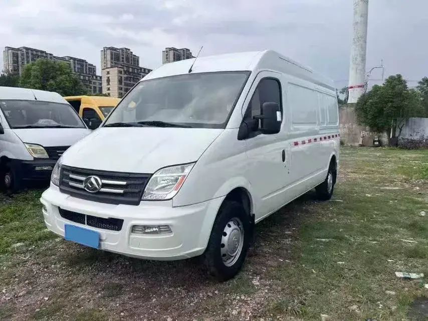 2021 MAXUS XinTu V80 2.0T 139HP L4 6MT