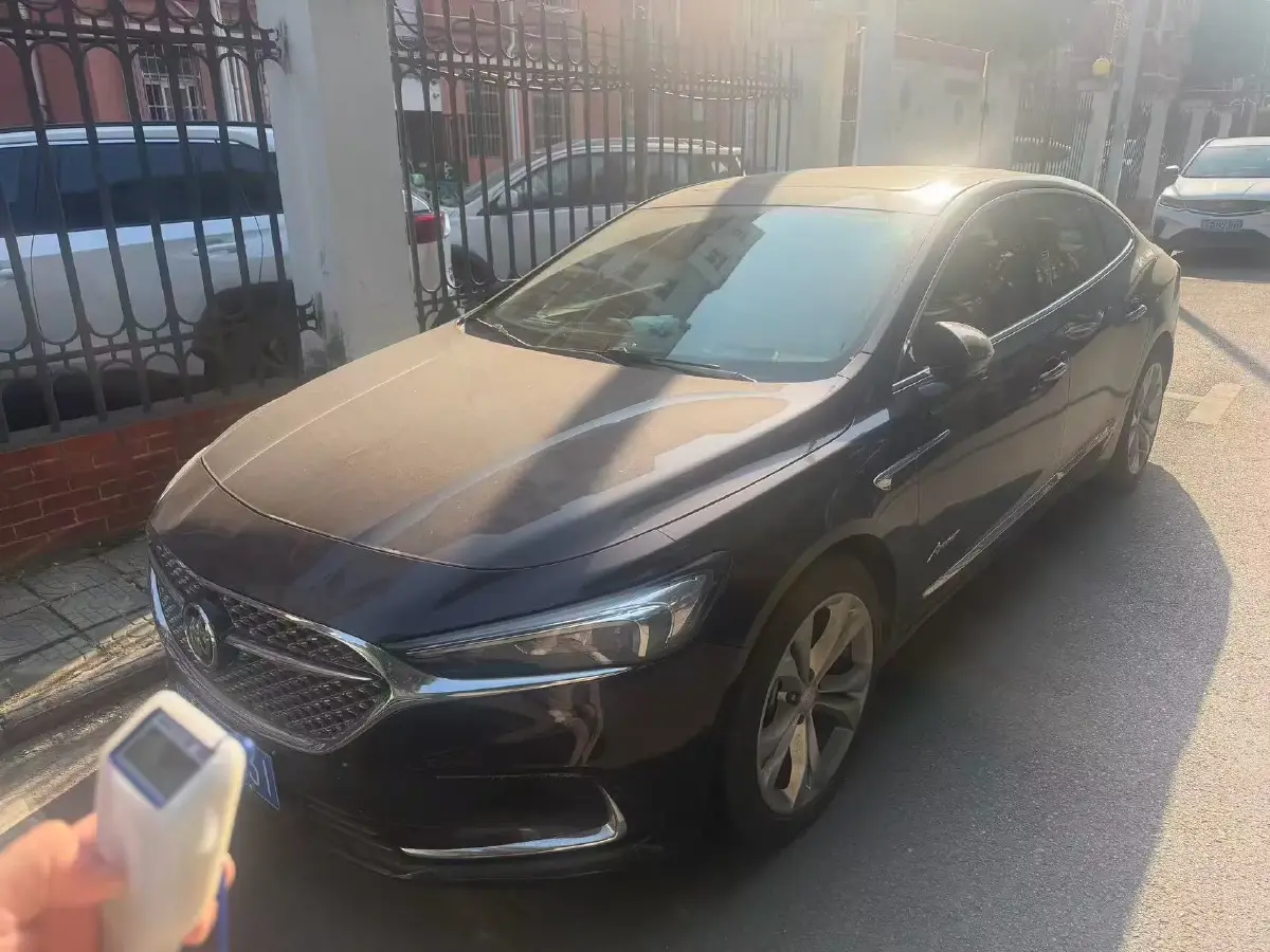 2021 Buick Larcosse 2.0T 237HP L4 9AT