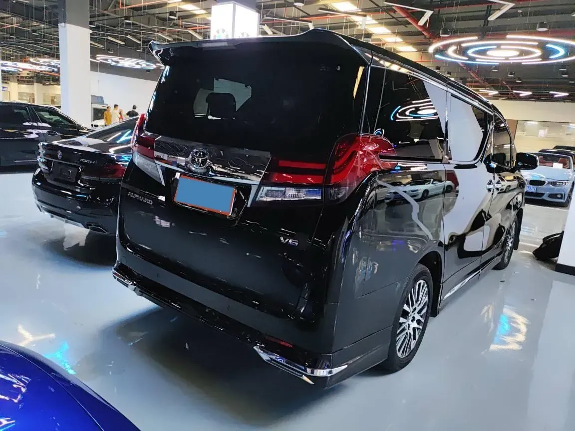 2018 Toyota Alphard 3.5L 275HP V6 6AT,autocango,china used car exporter,china ev exporter,chinese used car exporter,chinese used ev exporter