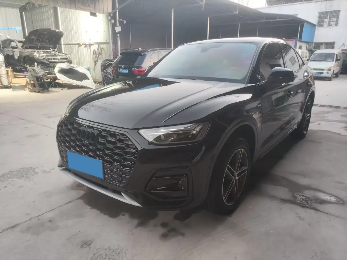 2024 Audi Q5L Sportback 2.0T 190HP L4 7DCT
