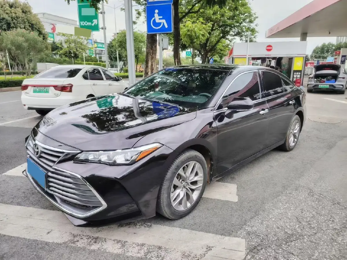 2019 Toyota Avalon 2.0L 178HP L4 CVT