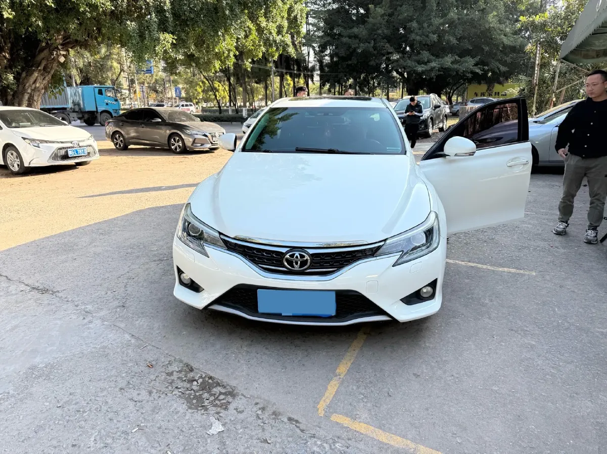2013 Toyota Reiz 2.5L 193HP V6 6AT,autocango,china used car exporter,china ev exporter,chinese used car exporter,chinese used ev exporter